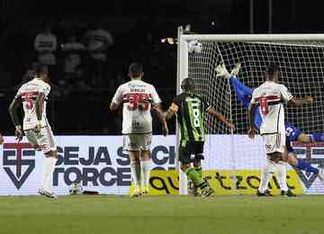 Tricolor é a equipe do Campeonato Brasileiro que menos sofreu gols em 2023
