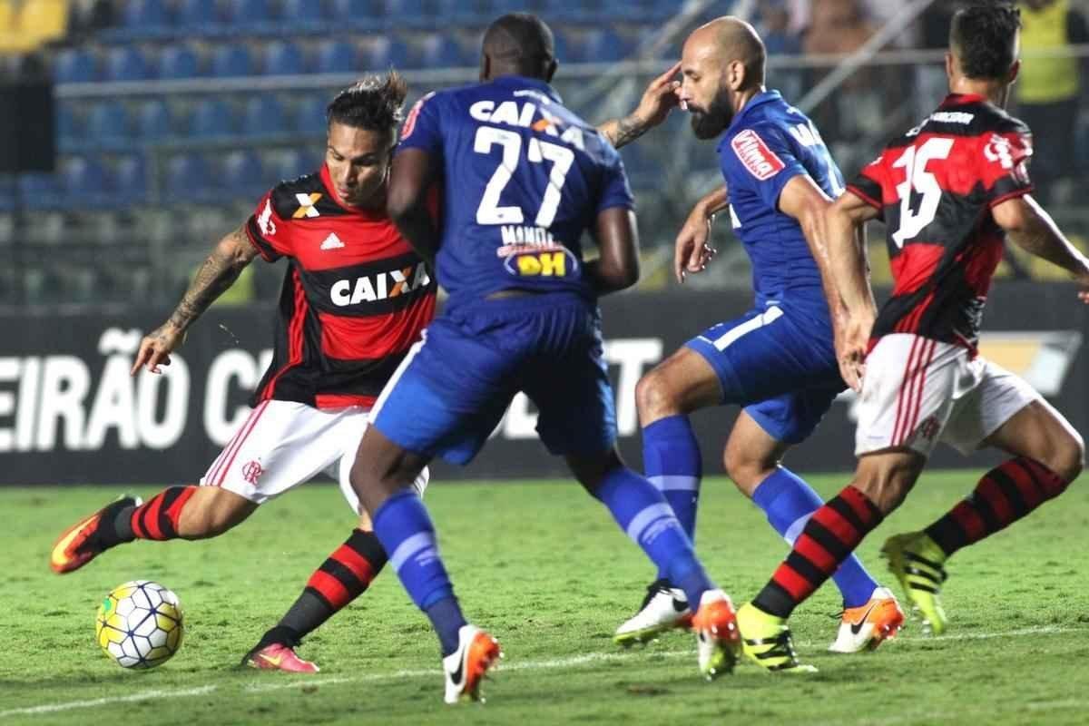 Guerrero marcou o gol de empate do Flamengo diante do Cruzeiro