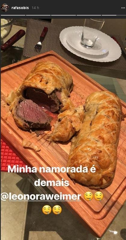 Jogadores do Cruzeiro no carnaval 2018: Rafael Sobis ficou em BH e mostrou iguaria feita pela namorada