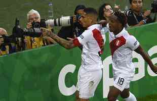 Paolo Guerrero marcou o gol de empate do Peru na final da Copa Amrica