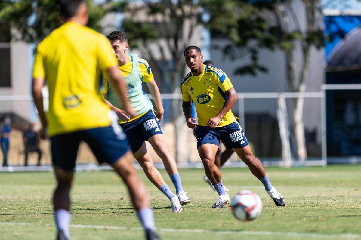 Cruzeiro encerrou a preparao para a ltima rodada do Campeonato Mineiro; Raposa precisa vencer