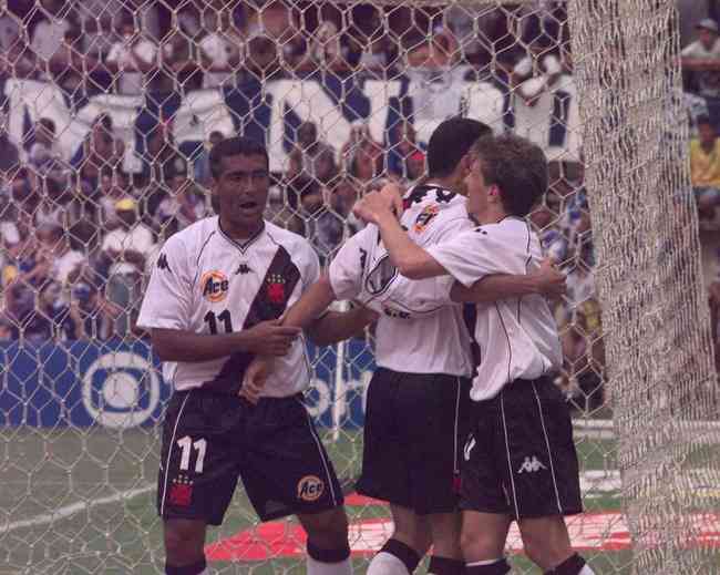 Cruzeiro x Vasco: Protagonistas da final de 74 se enfrentam na Série B