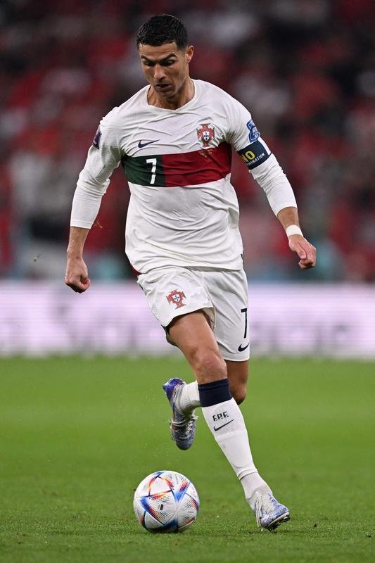 As reaes de Cristiano Ronaldo no banco e durante o jogo contra Marrocos pelas quartas de final da Copa do Mundo