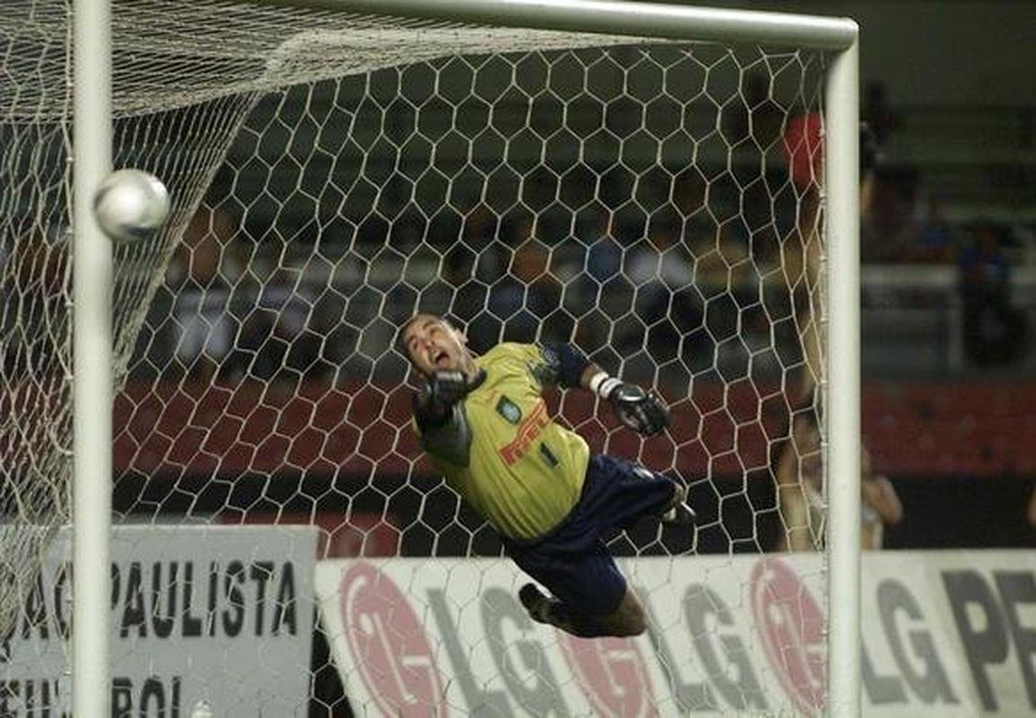 Marcos encerra carreira aps 20 temporadas defendendo o Palmeiras