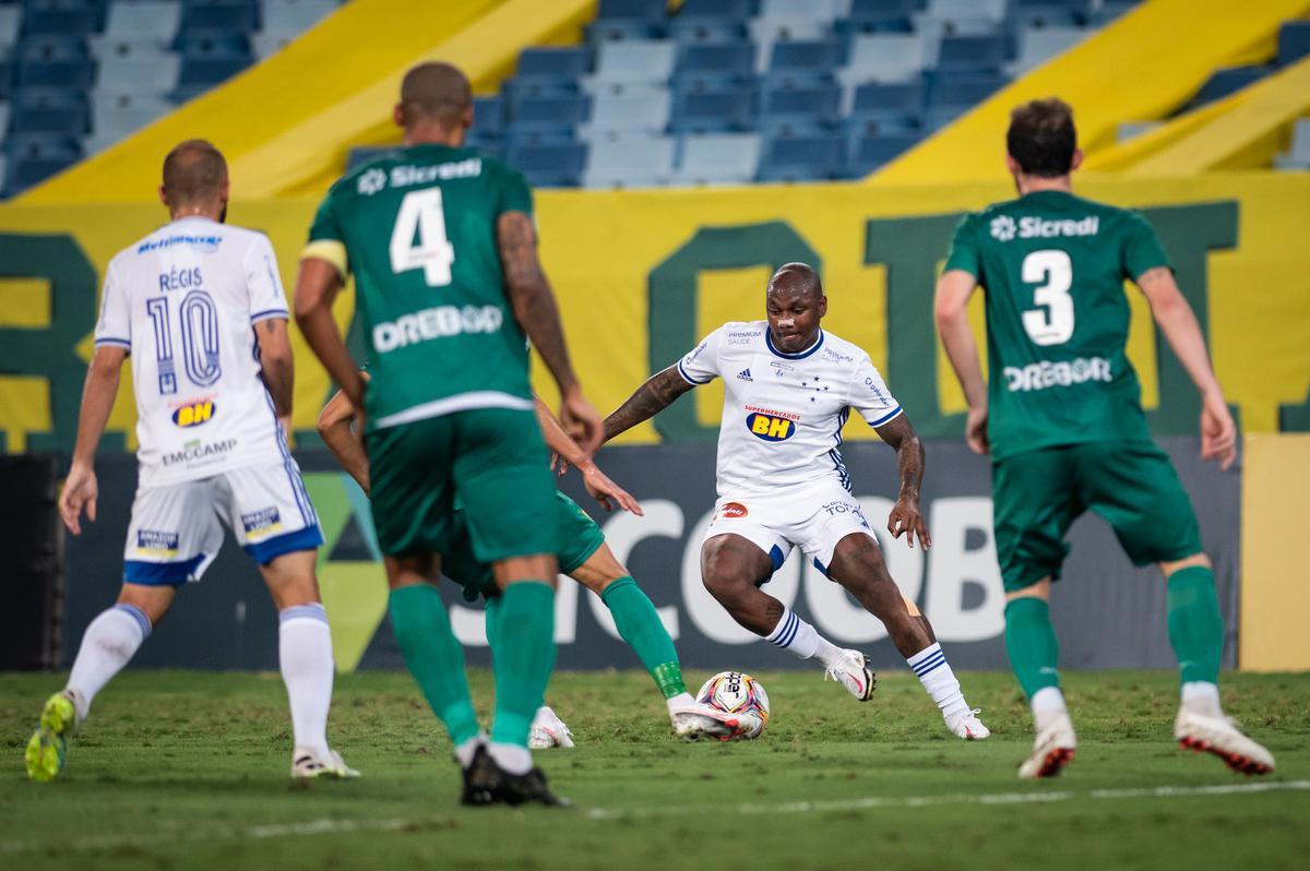 13ª rodada - Cuiabá 1x0 Cruzeiro, 3/10, na Arena Pantanal, em Cuiabá-MT - 17º lugar, com 11 pontos.