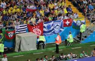 Bandeira do Cruzeiro na arquibancada da Arena Rostov