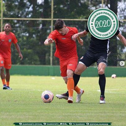 O Guarani anunciou a contratao do volante Eduardo Person, que estava no Brasil de Pelotas