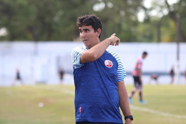 Tricolor venceu o Timbu de virada por 2 a 1 e sagrou-se pentacampeo da competio