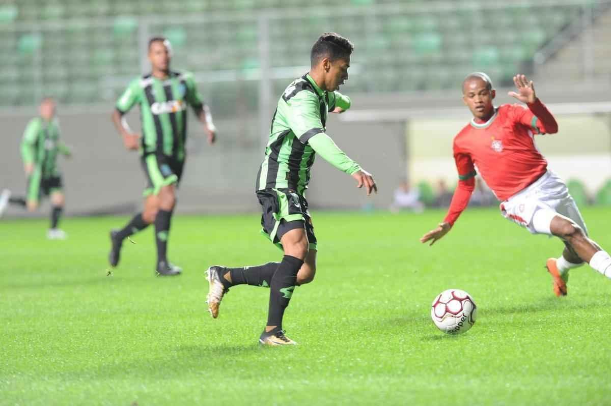 Amrica e Boa Esporte se enfrentaram no Independncia, pela 13 rodada da Srie B do Campeonato Brasileiro