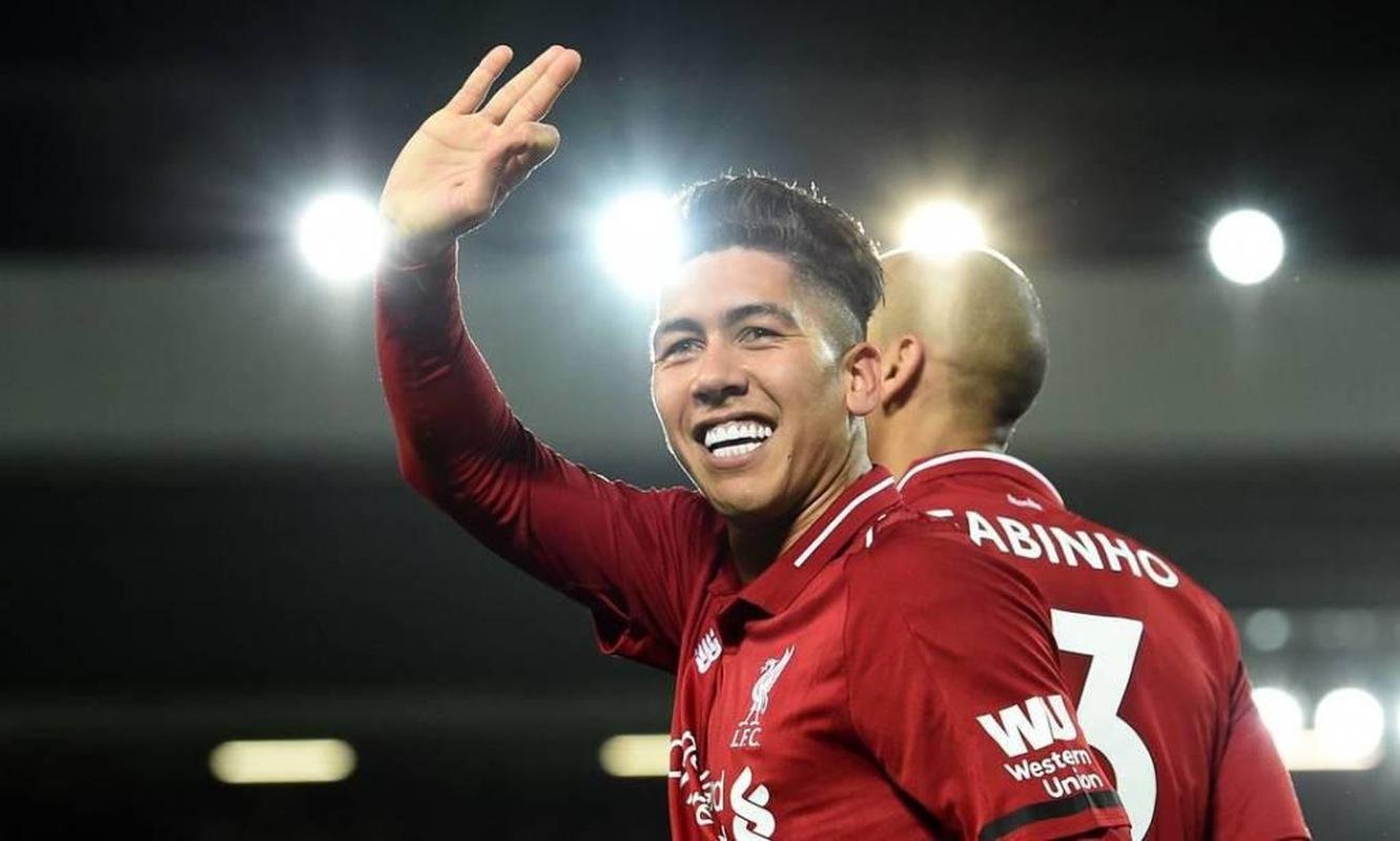 O brasileiro de 31 anos, Roberto Firmino, um dos principais responsveis pelo sucesso recente do Liverpool, teve sondagens de clubes como a Juventus e o Corinthians e pode deixar o Liverpool na prxima janela