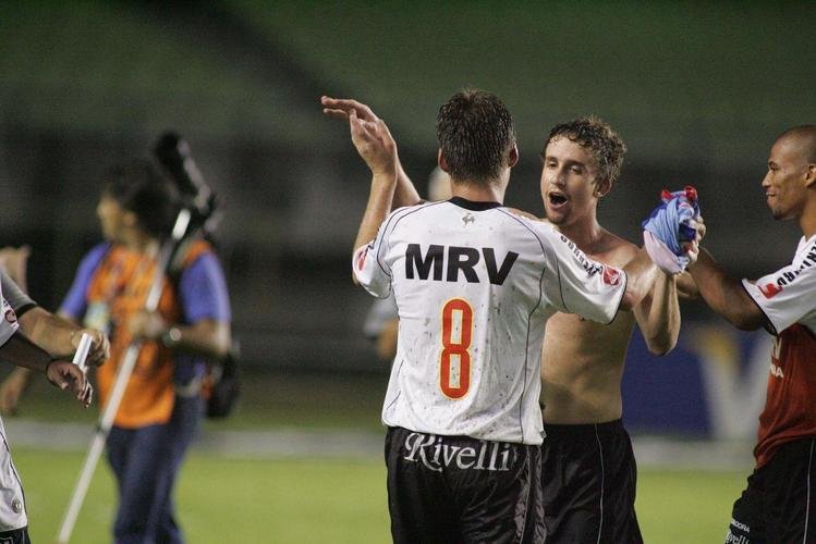 O jogo de volta aconteceu em 19 de abril, no Castelo. O Galo venceu por 3 a 1 e garantiu a classificao graas ao gol marcado como visitante. Danilinho, Marinho e Z Antnio fizeram pelo Galo, enquanto Finazzi descontou.