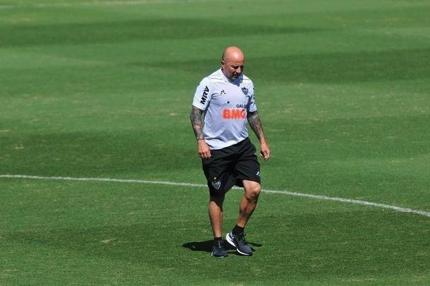 Sampaoli foi apresentado ao Atltico na tarde desta segunda-feira