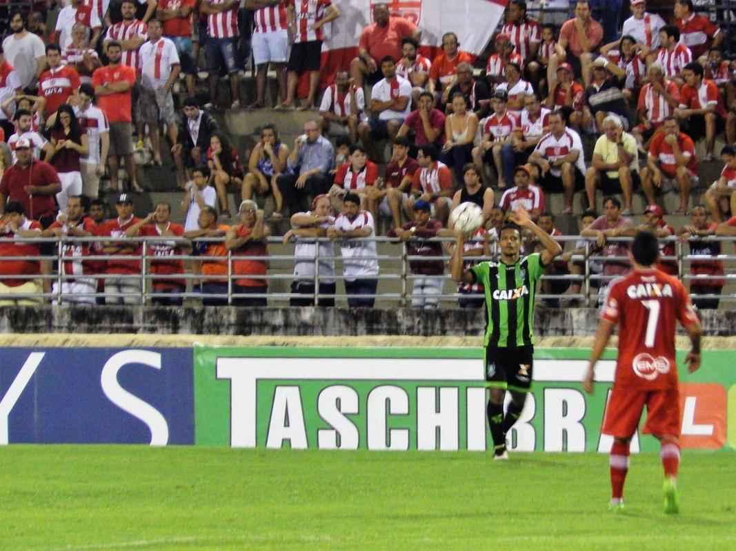 Amrica e CRB se enfrentaram, no Estdio Rei Pel, pela 19 rodada da Srie B do Brasileiro