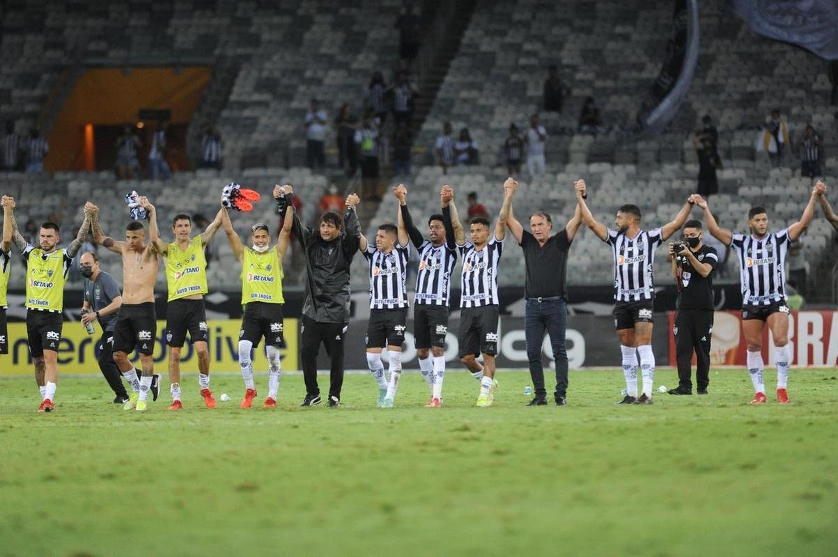 Veja as fotos do confronto entre Atltico x Internacional, no Mineiro, pela 23 rodada da Srie A