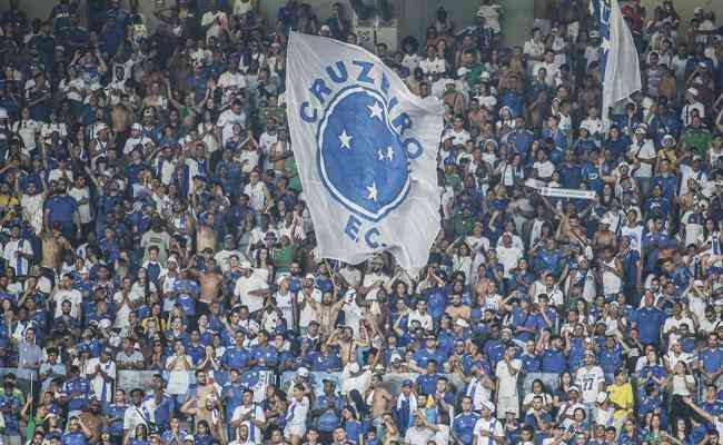 Cruzeiro levou 425.716 pessoas ao estdio em 11 jogos como mandante na Srie B 2022