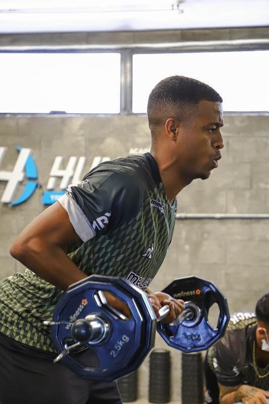 Jogadores do Atltico treinaram na Praia do Mucuripe, em Fortaleza