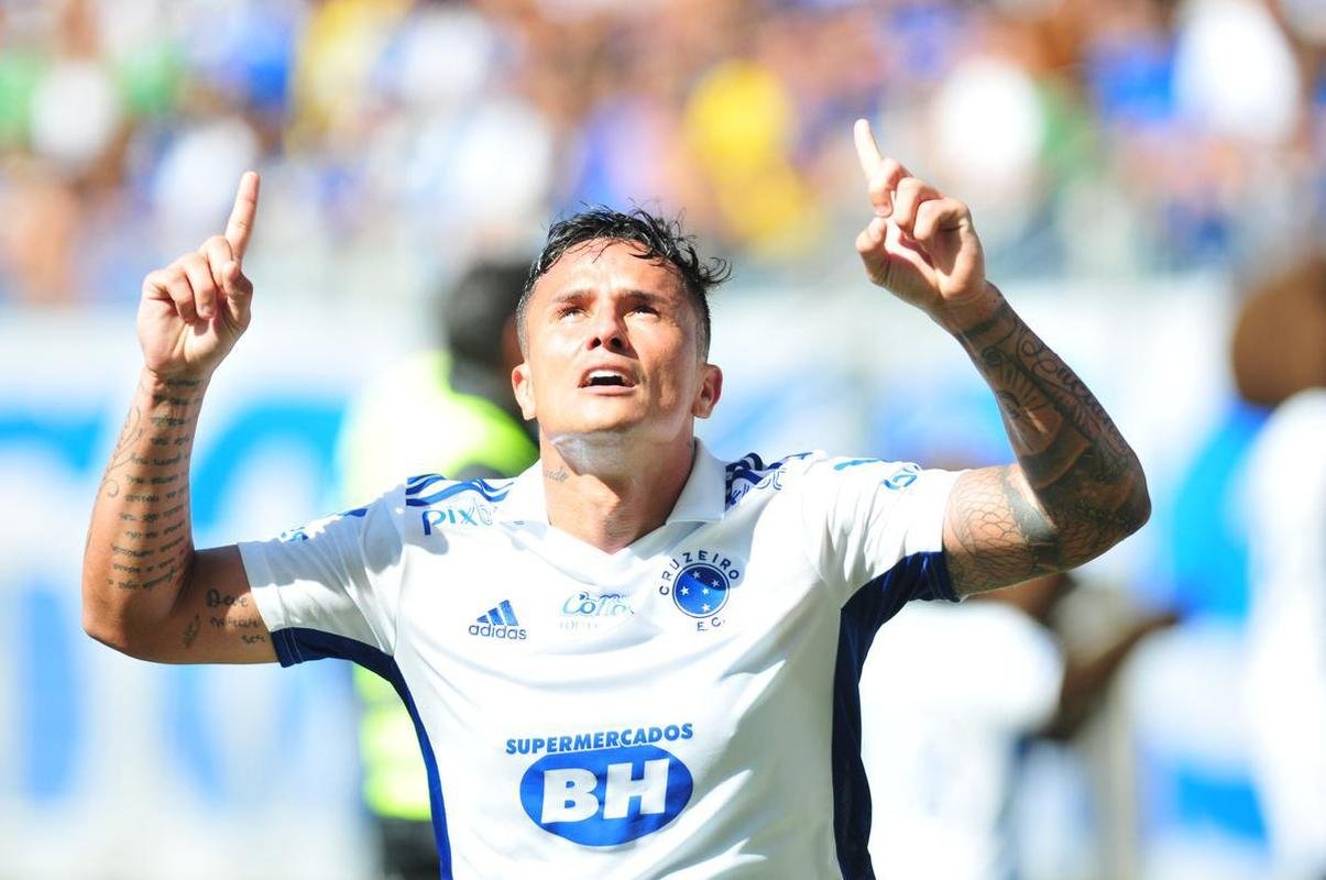 Veja fotos do jogo Cruzeiro x Sampaio Corra, no Mineiro