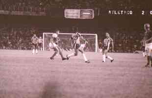 9 - Atltico 2 x 0 Cruzeiro (3 de abril de 1977, pelo Campeonato Mineiro) - 103.725 torcedores