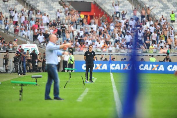 Equipes se enfrentaram no Mineiro, na tarde deste domingo, pela 25 rodada da Srie A