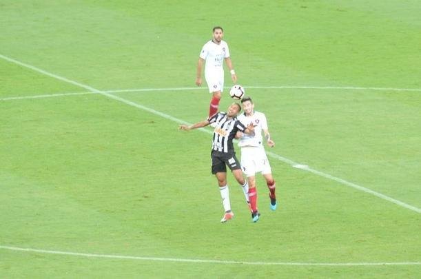 Fotos do duelo entre Atltico e Cerro Porteo, no Mineiro, pelo Grupo E da Copa Libertadores