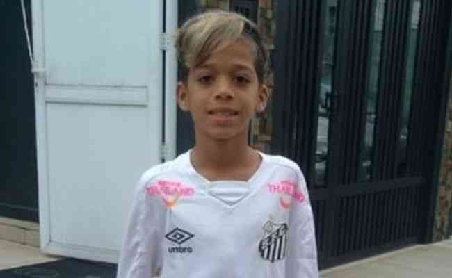 Willamys Neymar, o Neymarzinho, nasceu em julho de 2011, logo depois de o Santos levantar o trofu da Libertadores da Amrica com Neymar como destaque