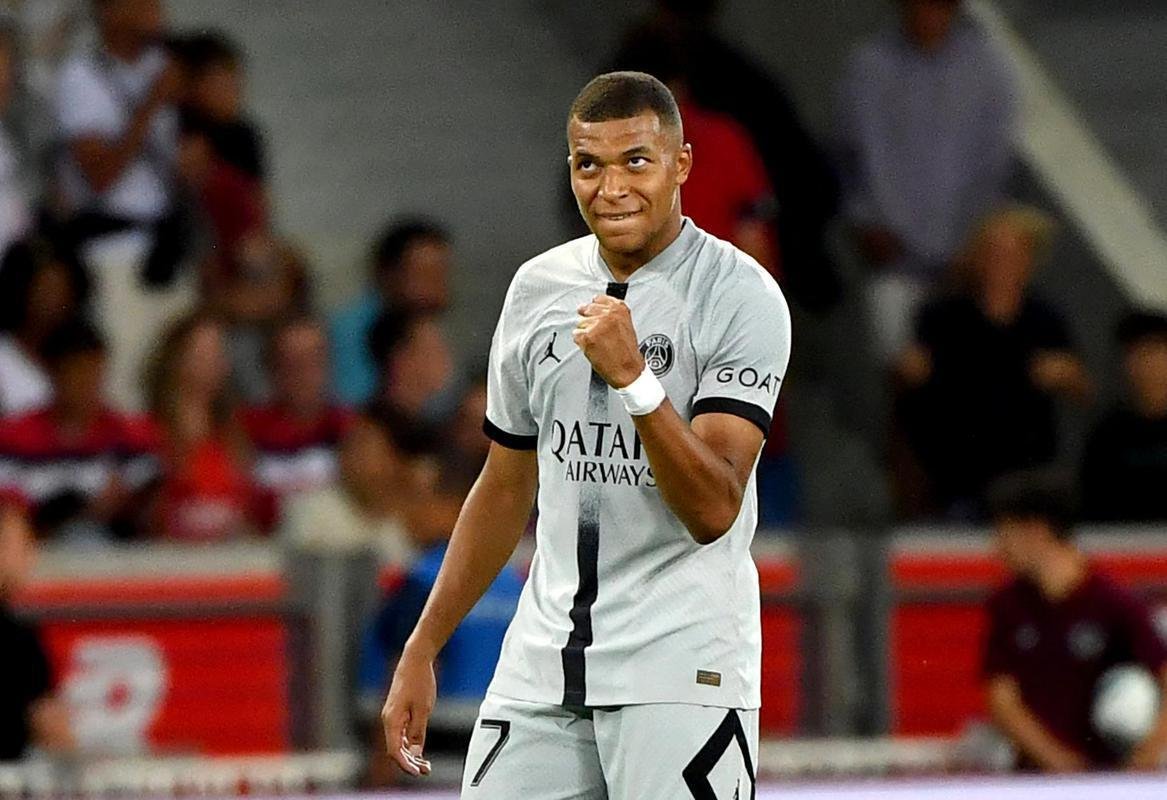 2 - Kylian Mbapp (PSG) - Goleador do PSG, o craque francs comeou a temporada voando e  apontado como grande ameaa a Haaland na briga pela artilharia. As odds: 8.00 (Bet365), 7.70 (Pinnacle) e 8.00 (Betano).