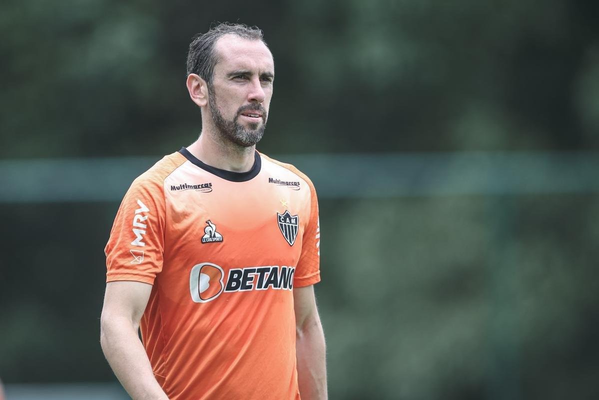 Atltico se preparou para tentar levar mais uma taa nacional para a sua galeria 