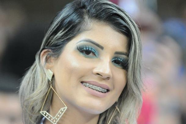 Fotos da torcida cruzeirense, no Mineiro, na partida contra o Inter, pela semifinal da Copa do Brasil