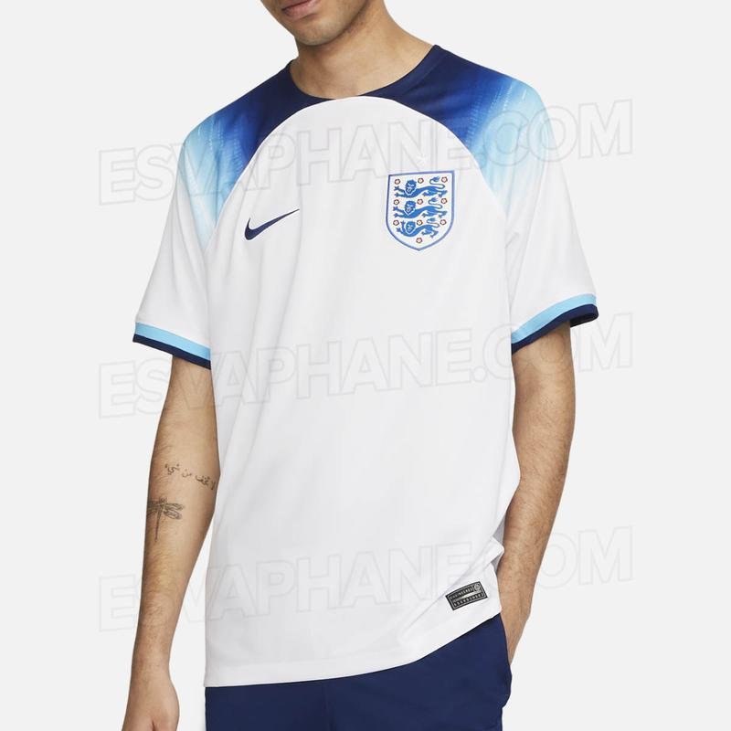 A provvel camisa I da Inglaterra para a Copa do Mundo foi desenvolvida pela Nike e divulgada de forma antecipada pelo portal Esvaphane