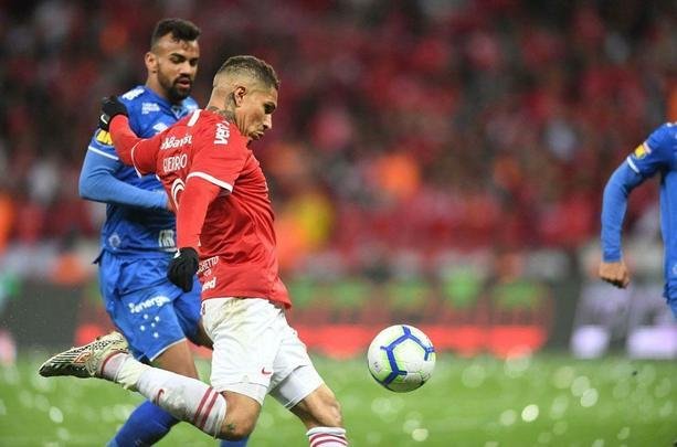 Fotos do duelo entre Internacional e Cruzeiro, no Beira-Rio, pela semifinal da Copa do Brasil