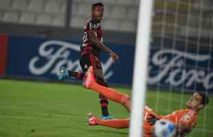 7 Bruno Henrique - 19 gols
