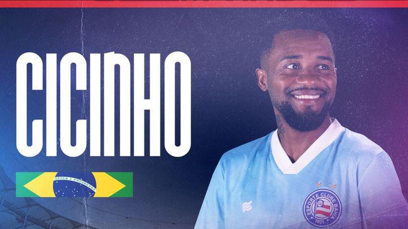Bahia anunciou o lateral-direito Cicinho