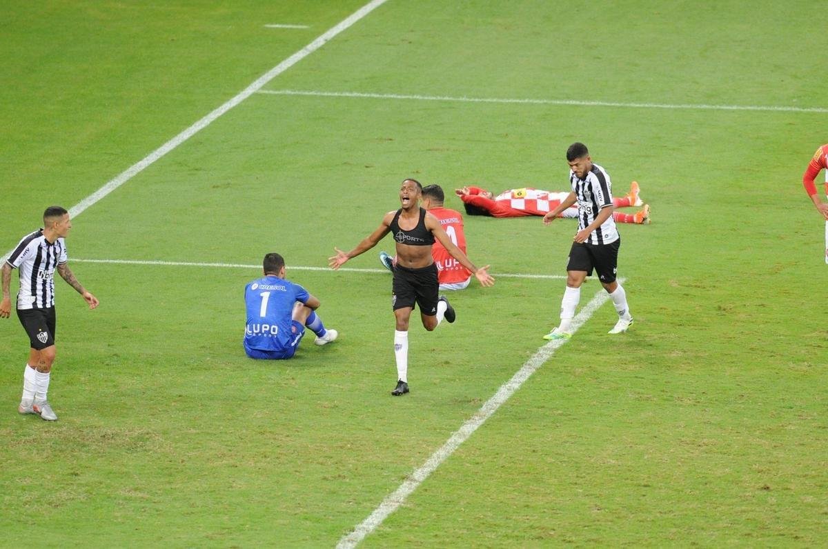 Keno marcou o gol da virada atleticana aos 52 minutos do segundo tempo, em chute cruzado dentro da rea. Bola entrou no ngulo direito do goleiro Felipe