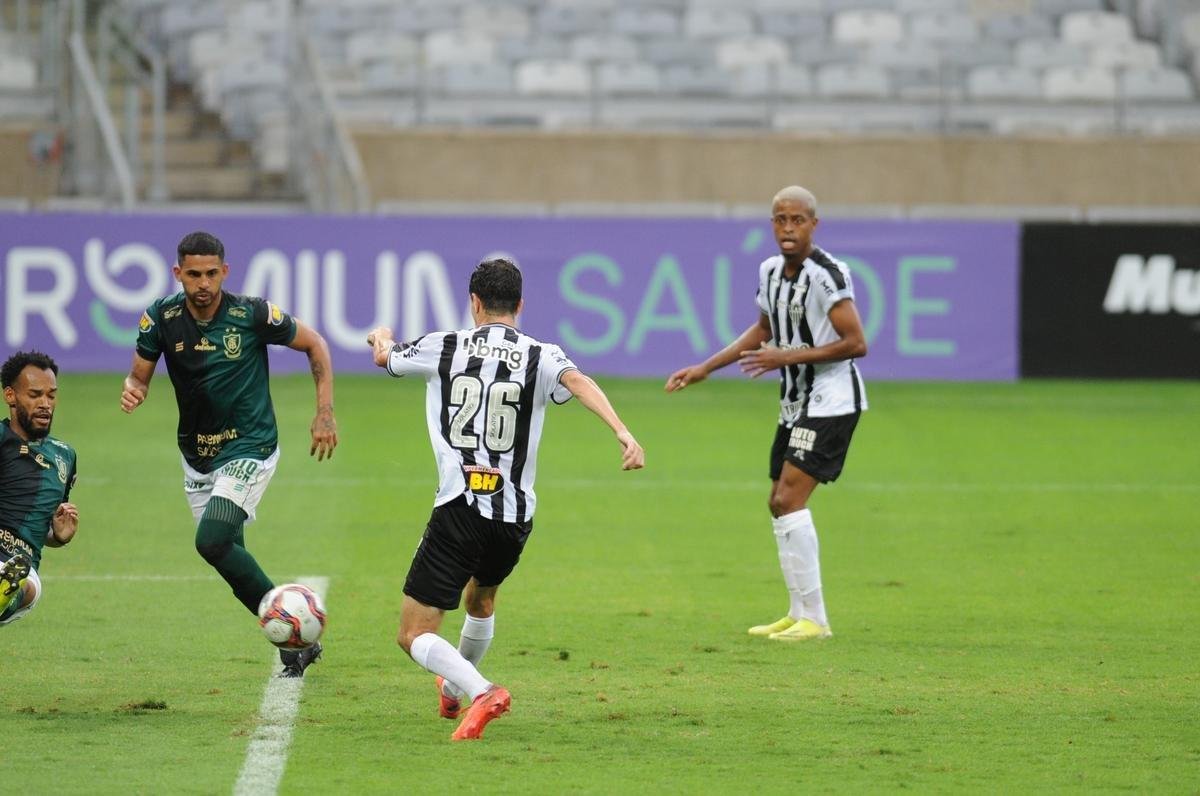 Nacho Fernndez marcou tambm o segundo do Atltico: 2 a 1