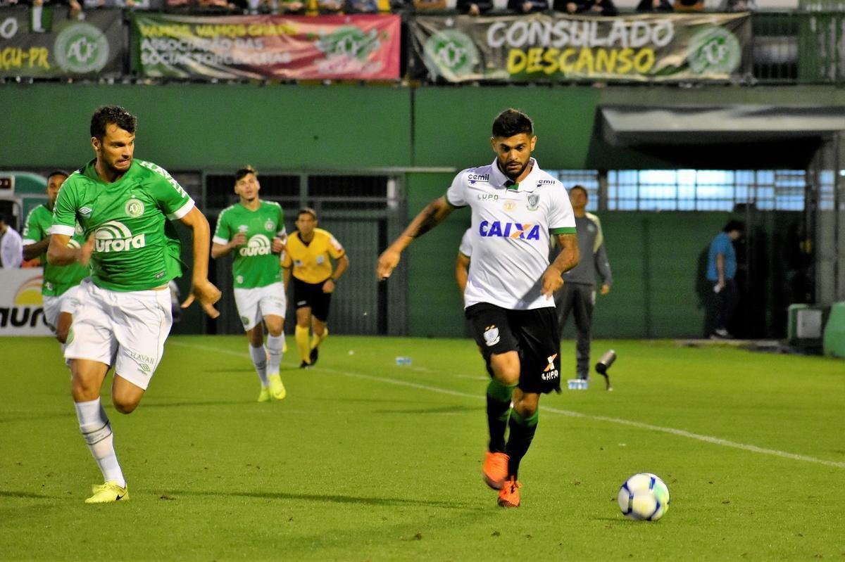 Veja fotos do jogo entre Chapecoense e Amrica