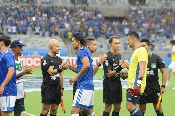 No Mineiro, Cruzeiro vence Uberlndia pela stima rodada do Campeonato Mineiro 