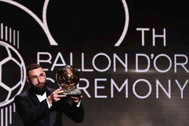 Benzema, from Real Madrid, was named the best player in the world of 2022 in the pr