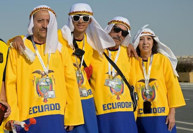 Torcedores do Equador no jogo de abertura da Copa do Mundo