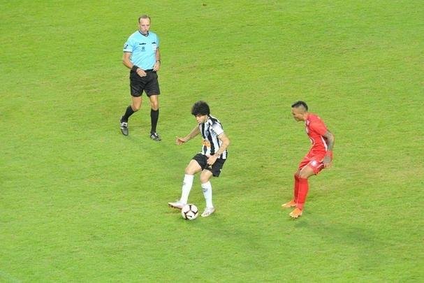 Fotos do segundo tempo da partida entre Atltico e Unin la Calera pela Copa Sul-Americana