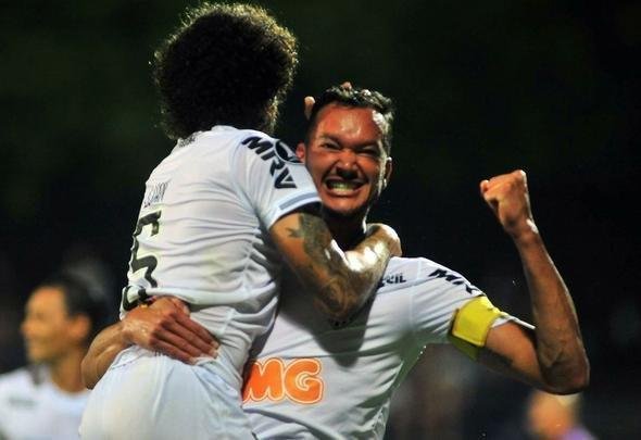 Imagens da partida entre Defensor e Atlético, em Montevidéu, pela Libertadores