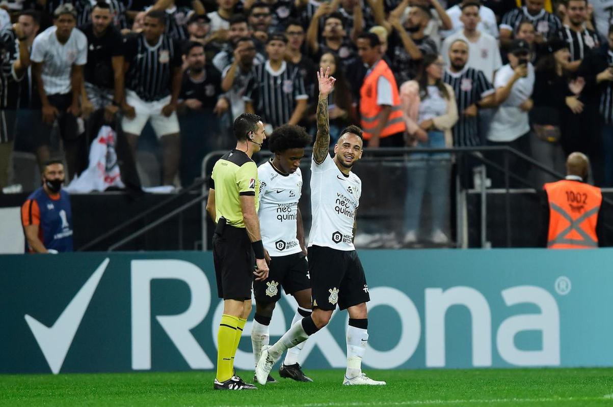 6 - Corinthians - 2,5 milhes