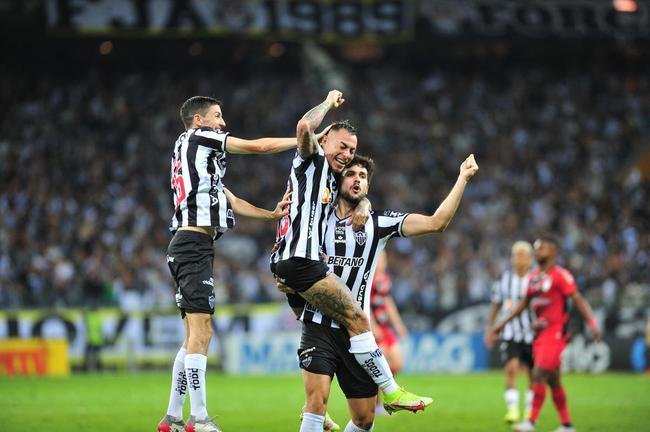Fotos da vitria do Atltico sobre o Athletico-PR, no Mineiro, no jogo de ida da final da Copa do Brasil