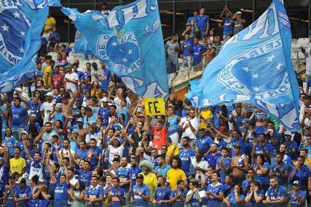 Reações da torcida do Cruzeiro, no Mineirão, na partida contra o Palmeiras, pela última rodada do Campeonato Brasileiro