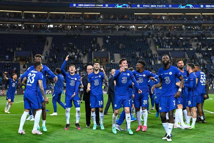 Chelsea faz a festa depois de vencer o Manchester City e faturar o bi na Liga dos Campeões