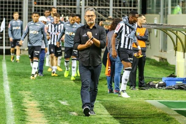 Atlético e Paraná se enfrentaram no Independência, pela semifinal da Primeira Liga