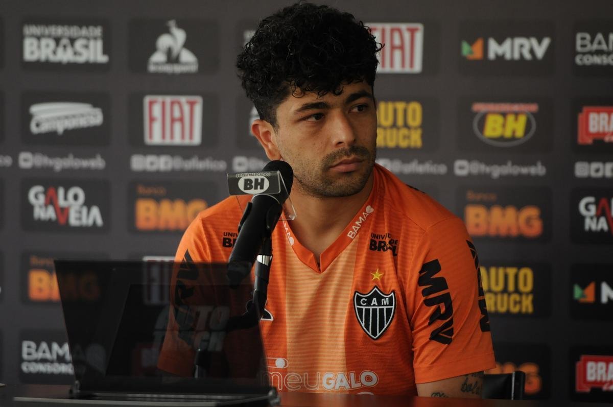 Vagner Mancini e Luan concederam entrevista na Cidade do Galo
