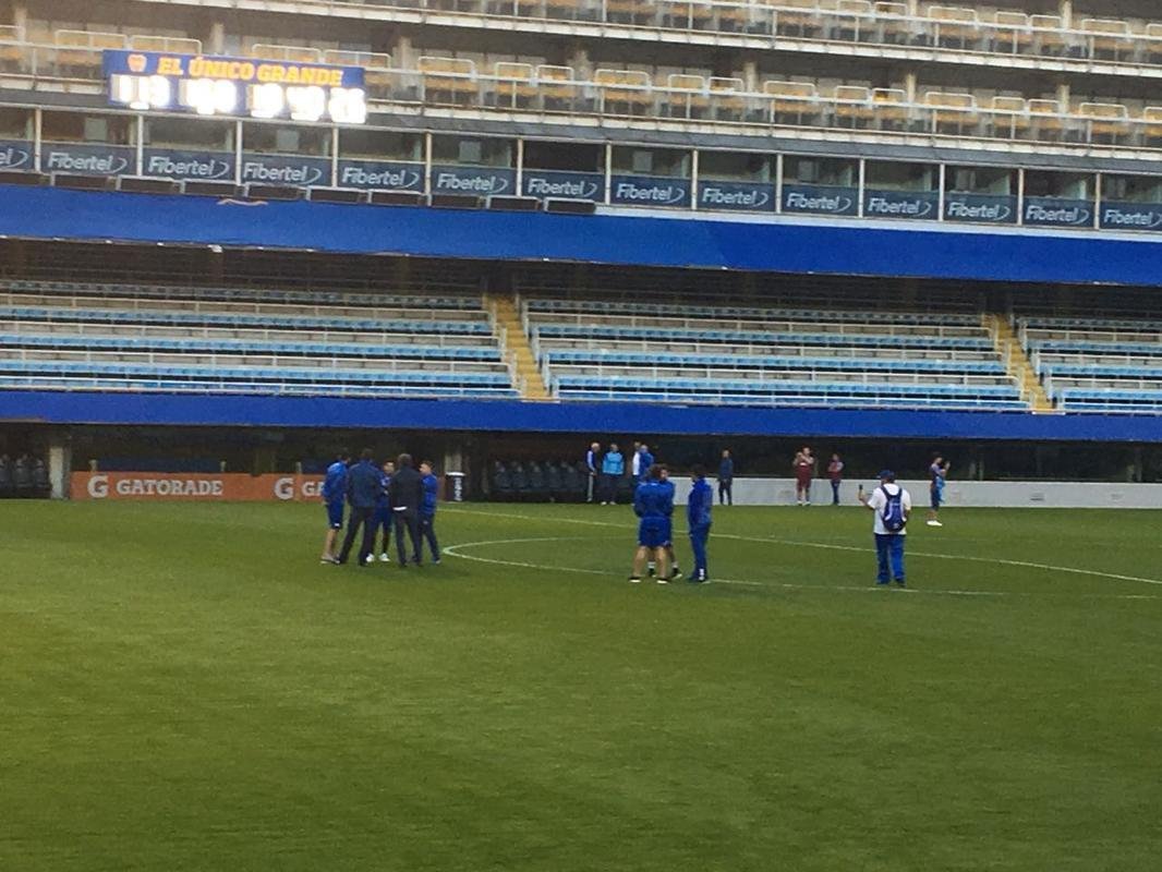 Fotos do mtico estdio de La Bombonera e do trabalho de reconhecimento feito pelo Cruzeiro