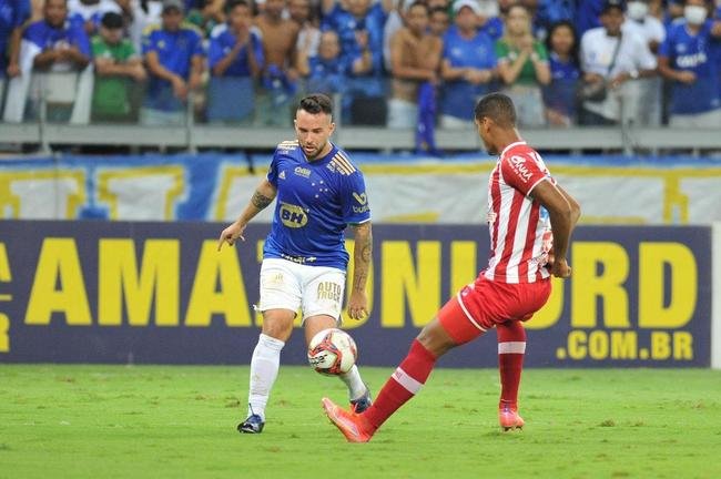 Fotos do jogo entre Cruzeiro e Nutico, no Mineiro, que marcou as despedidas de Rafael Sobis e Ariel Cabra.