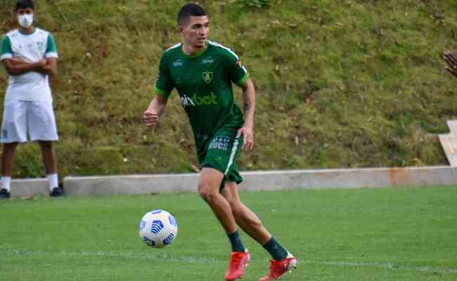 Marlon projeta clssico contra Atltico, neste domingo 