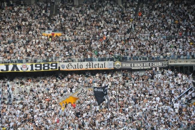 Fotos da torcida do Atltico na partida contra o Flamengo, no Mineiro, em Belo Horizonte, pela 13 rodada do Campeonato Brasileiro